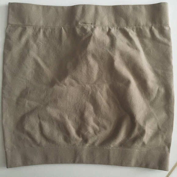 Vintage Express seamless stretch tube top in tan. One size - Picture 2 of 4